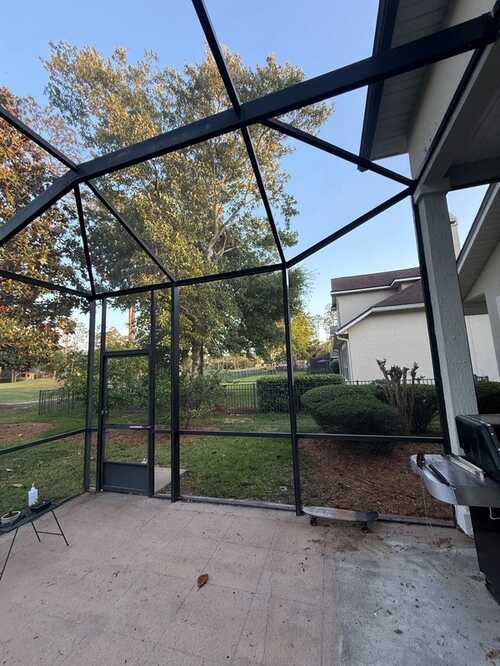 Pool enclosure screen repair